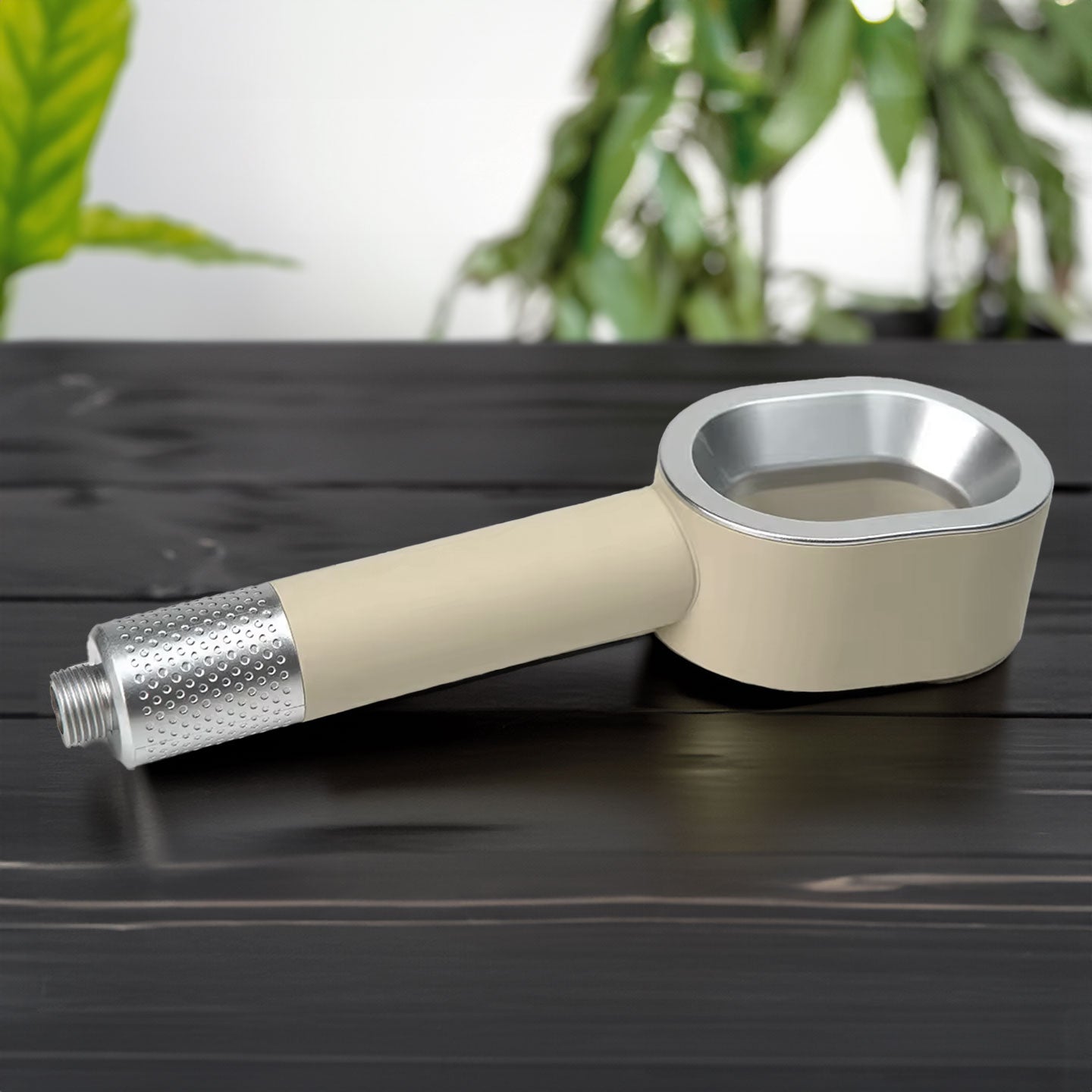 נמאס ממים קשים? ראש מקלחת של SilQ