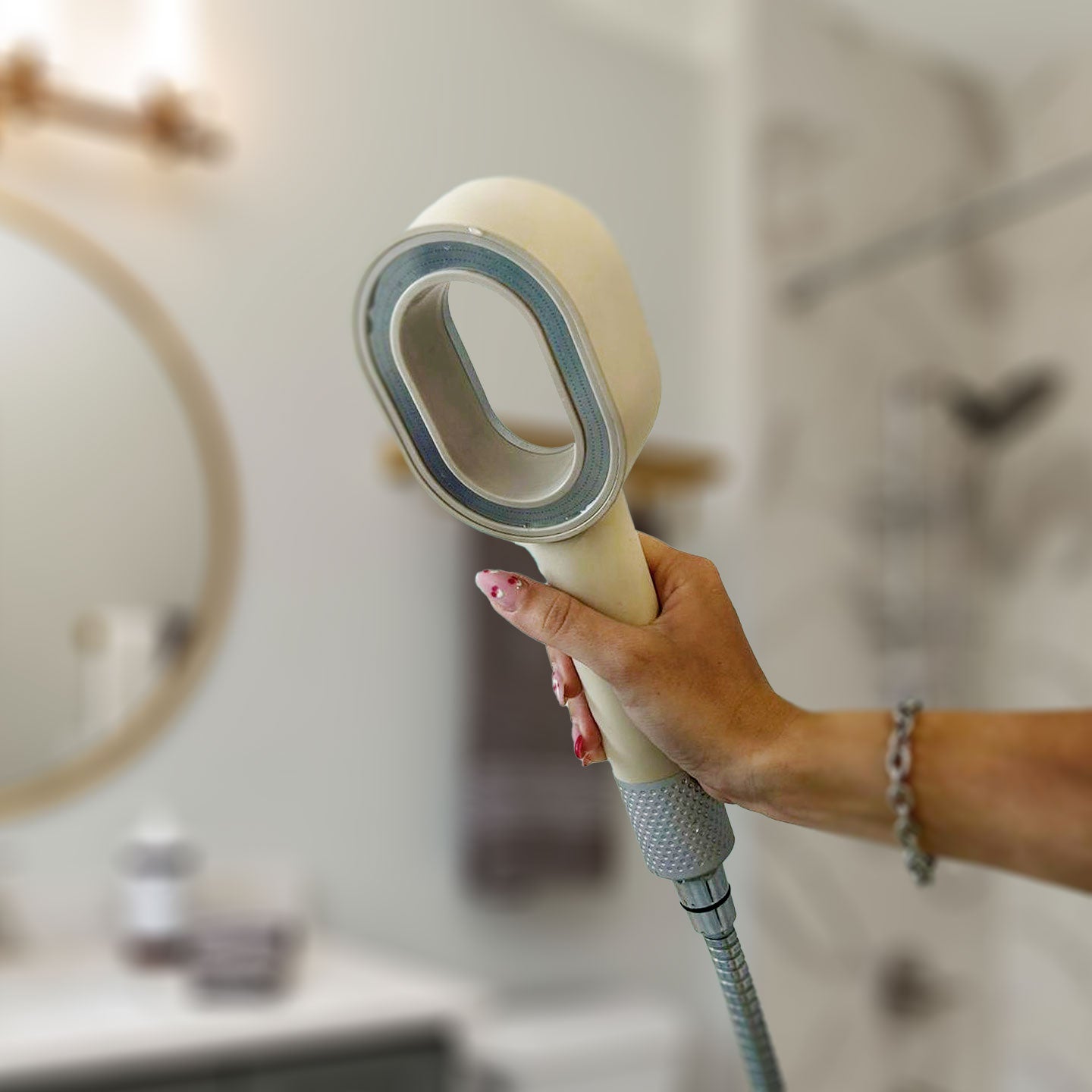 נמאס ממים קשים? ראש מקלחת של SilQ